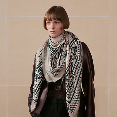 Women's silk selection | Hermès Mainland China Women's silk selection | Hermès Mainland China